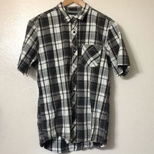 Quiksilver black white pink blue medium s/s shirt